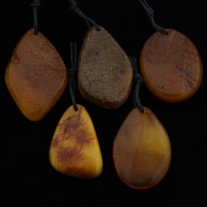 Natural Baltic Amber Pendant Set of 5pcs 30gr. PS16