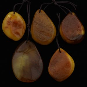 Natural Baltic Amber Pendant Set of 5pcs 18gr. PS24